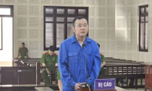 Giám đốc lừa hơn 21 tỷ đồng chơi chứng khoán, tiền ảo Giám đốc lừa hơn 21 tỷ đồng chơi chứng khoán, tiền ảo